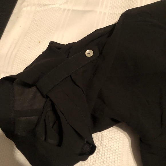 Gorgeous Black polyester Alfred Sung top, sheer like fabric, never worn - Picture 2 of 8